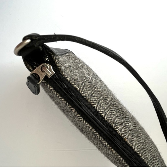 VINTAGE COACH BLEECKER TWEED DEMI ZIP, No. 6112 - Picture 8 of 10